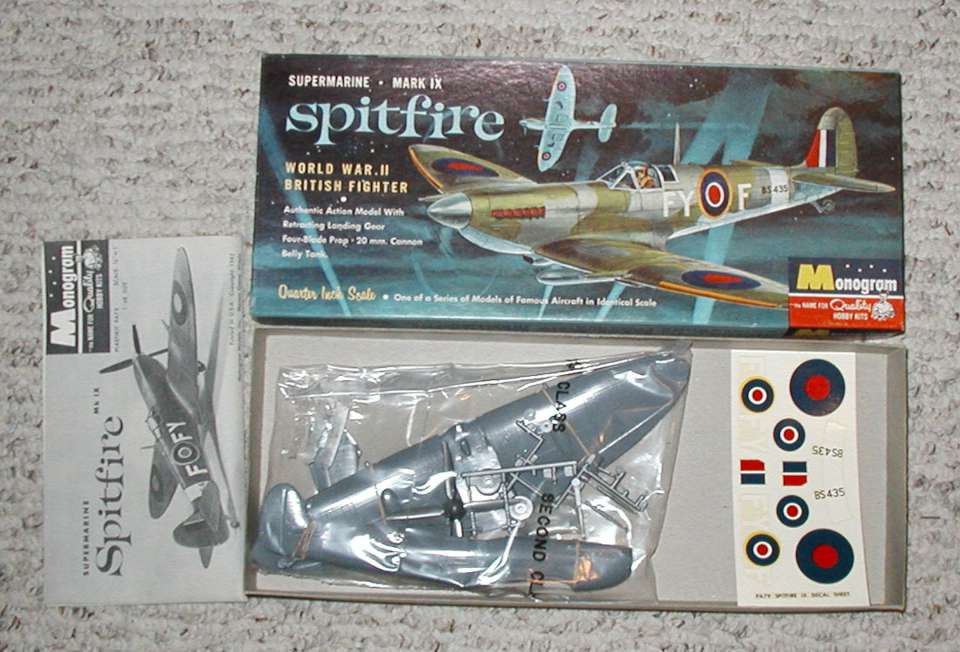 Monogram Spitfire-960