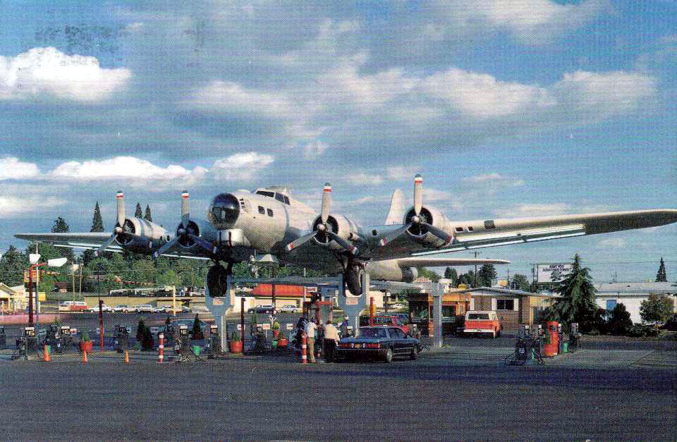 Boeing B-17 Gas Station