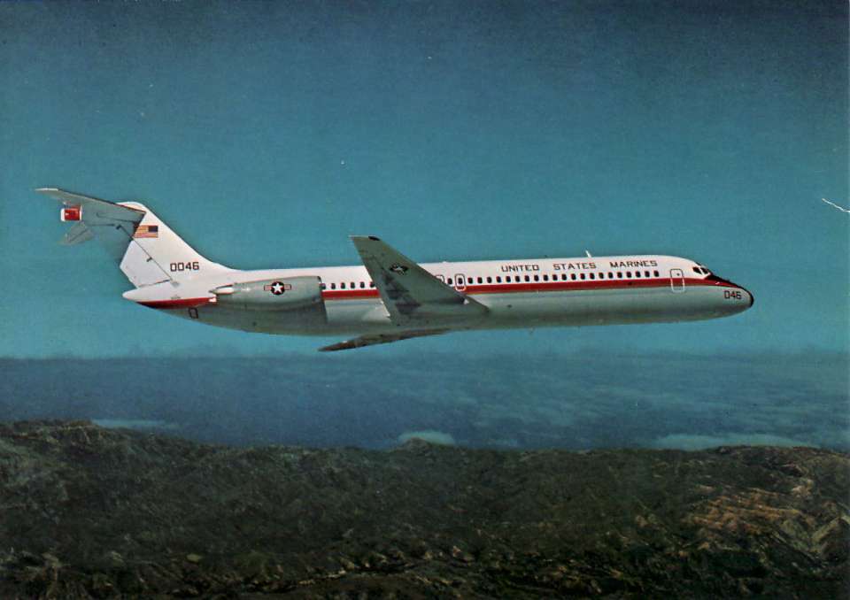 Douglas C-9B USMC