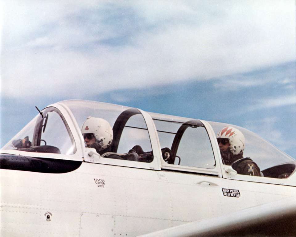 Beechcraft T-34C 04-960
