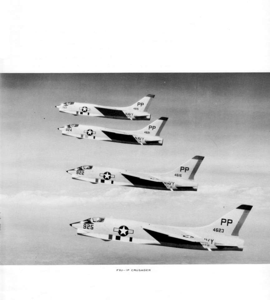 Vought F8U Crusader (09)-960