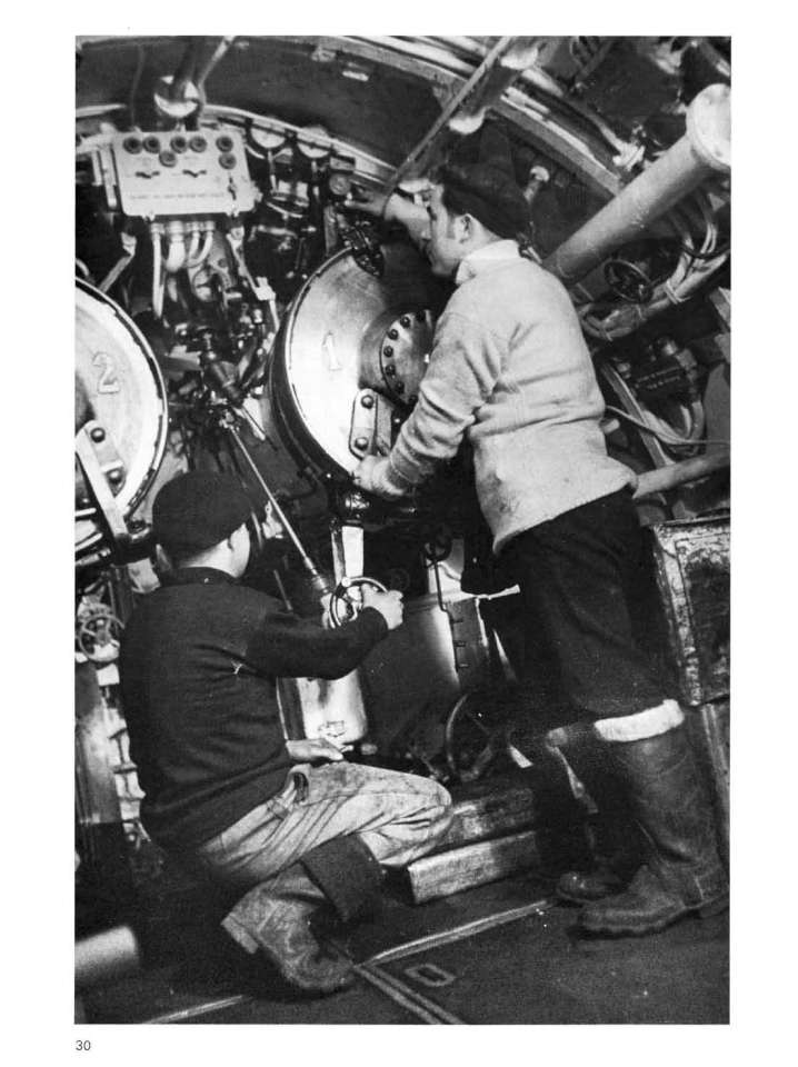 Rubis Free French Submarine 26 Page 08-960